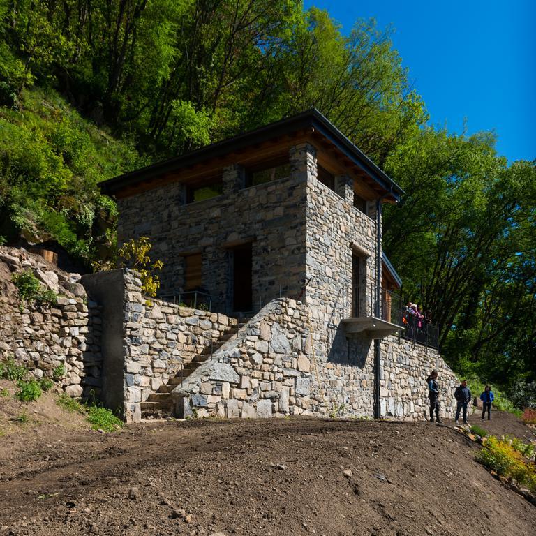 Tra Lago E Montagna Baita La Morena Nesso Bagian luar foto