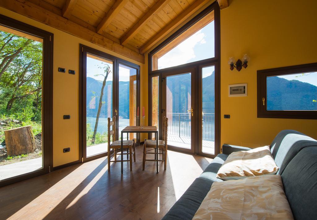 Tra Lago E Montagna Baita La Morena Nesso Bagian luar foto