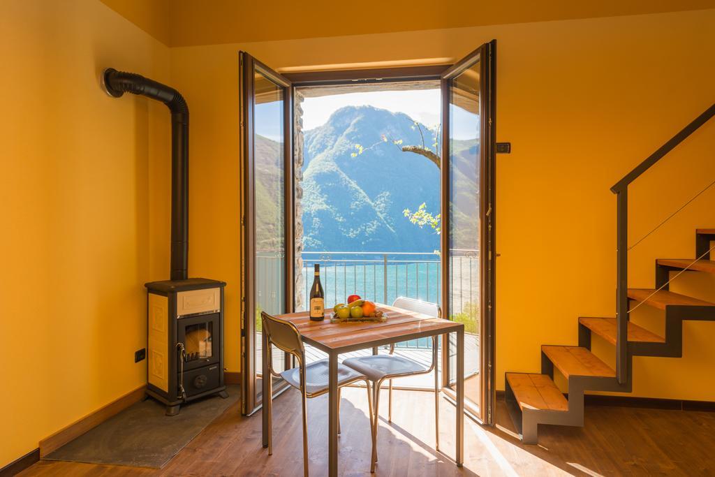 Tra Lago E Montagna Baita La Morena Nesso Bagian luar foto